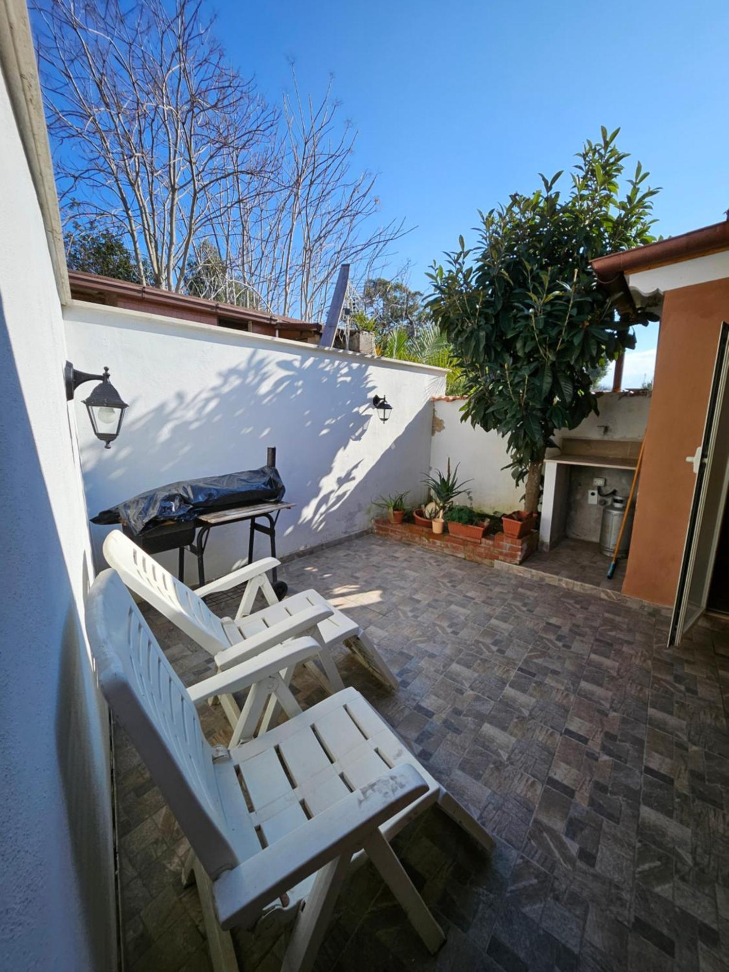 Casa Vacanze Dragona 15 Min Fco 10 Min Ostia Acilia Cameră foto